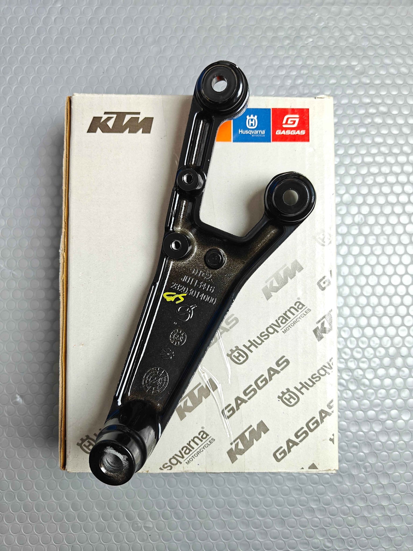 ENGINE HANGER - Husqvarna Vitpillion - 56JUB231 (Right)