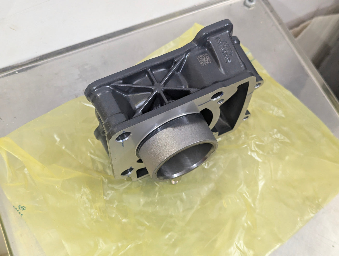 BLOCK - RC & Duke 125cc  (Block only) (JG521010)