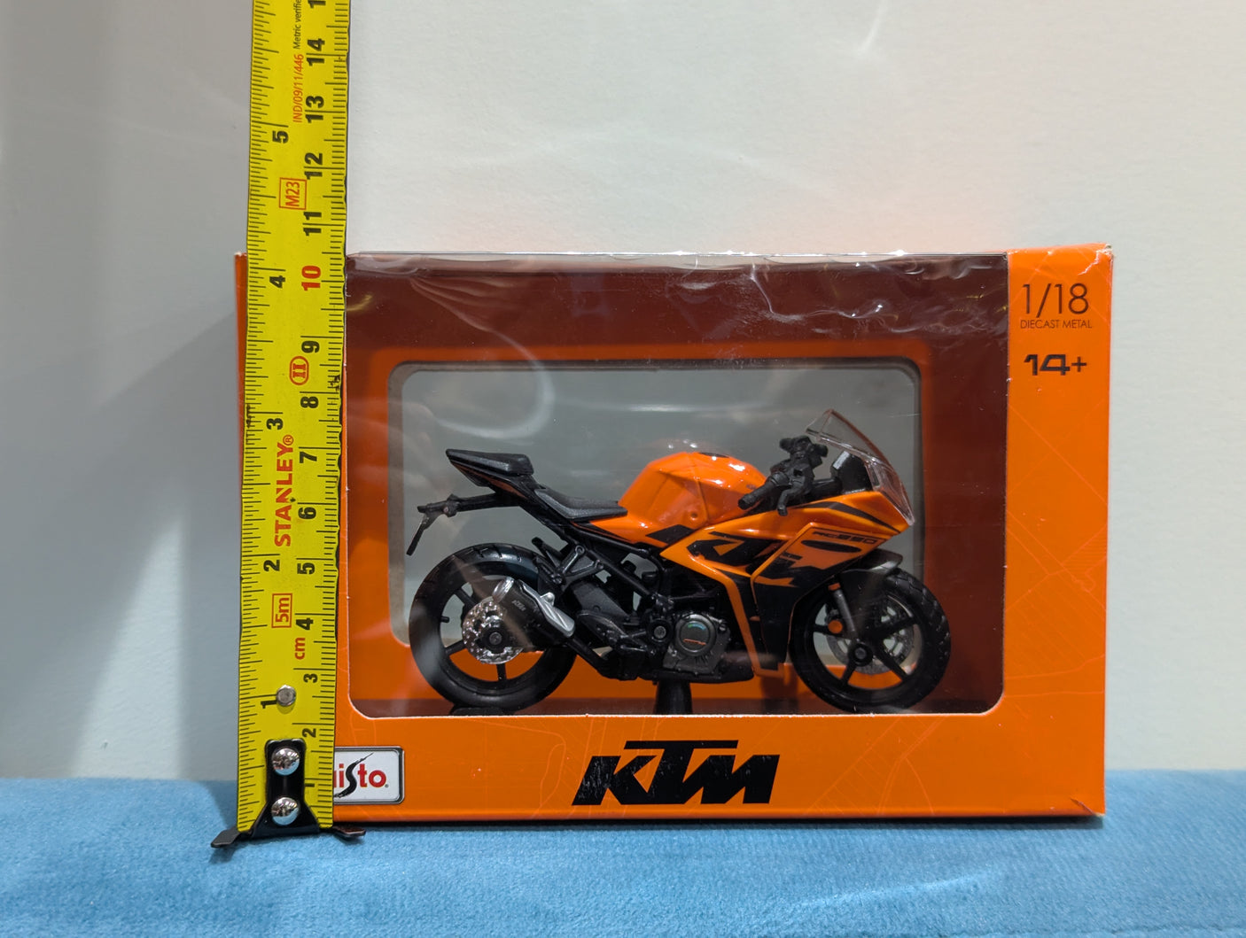 KTM RC 390 - MAISTO MINIATURE