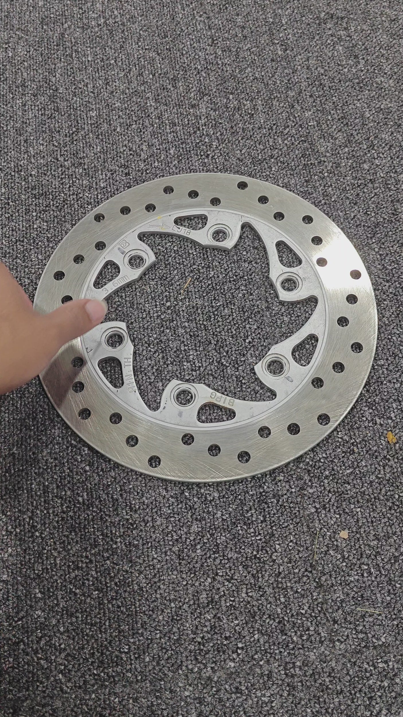 KTM REAR DISC PLATE- OPEN BOX JG131809